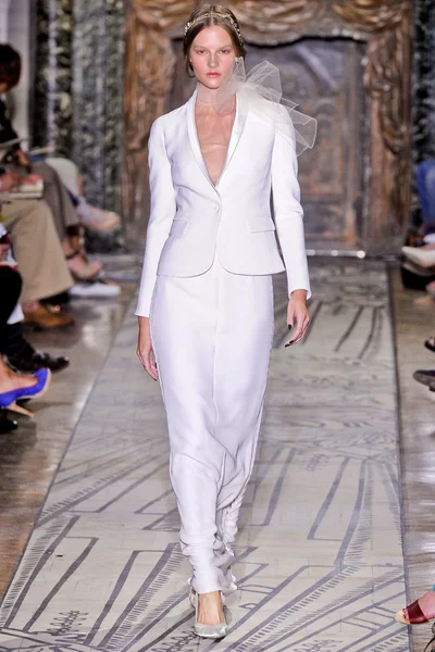 Look 22